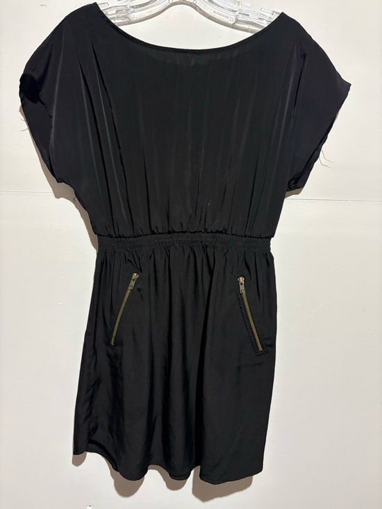 one clothing Dresses & Skirts - Women’s one clothing Black Short Mini Dress with Gold Zip Back and Pockets Sz M